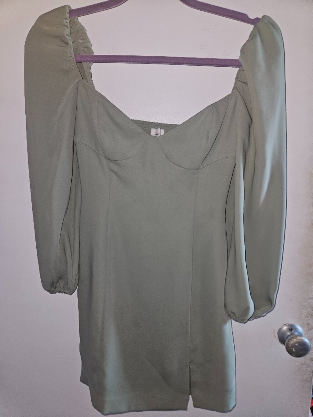 Aritzia Wilfred Novella Dress Bitter Sage Green Puff Long Sleeves Size 0